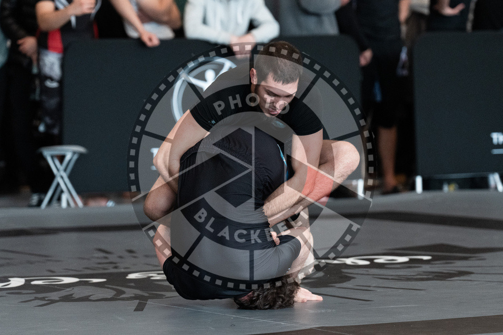 20251129PBB7754 | Fighters compete during the luta livre competition ILLCS XI winter edition on November 29, 2025 in Hannover, Germany.