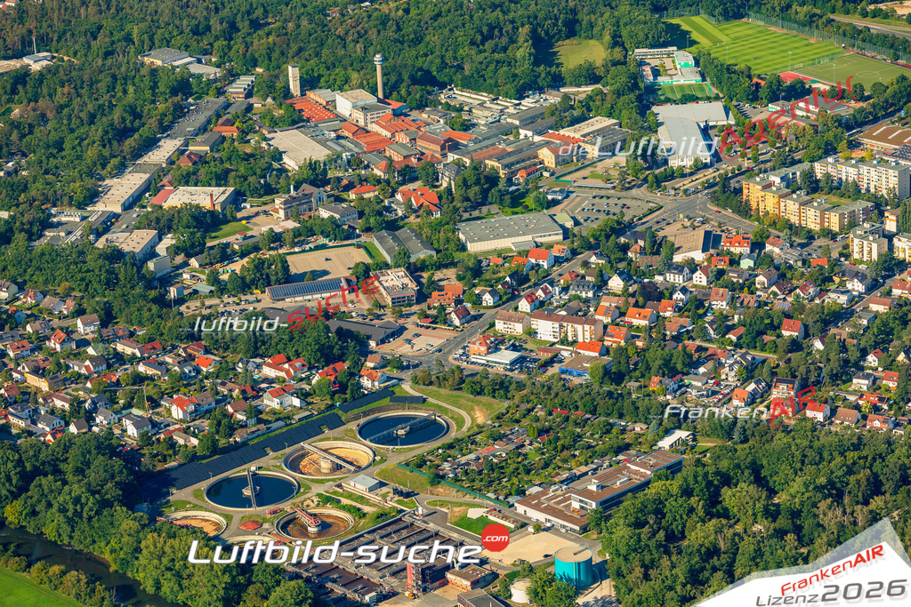 Klassische Luftaufnahme ohne Drohne zeigt:Ronhof bei Fürth - Die Luftbildaufnahme wurde 2025 vom UL-Flugzeug heraus erstellt ( keine Drohne ) - Hochauflösende Luftaufnahme -Nicht vergleichbar mit Google Maps oder Satelittenbilder- Die Geschenkidee !Mit Lizenz und Bildrechte bestellbar