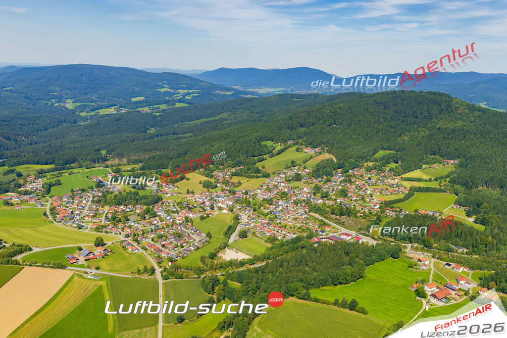 Luftaufnahme von Böbrach Vs Google Maps- Die Luftaufnahme wurde 2025 vom UL-Flugzeug heraus erstellt ( keine Drohne ) - Hochauflösende Luftaufnahme - für professionelle Ausdrucke geeignet. Die Geschenkidee !Mit Lizenz und Bildrechte bestellbar
