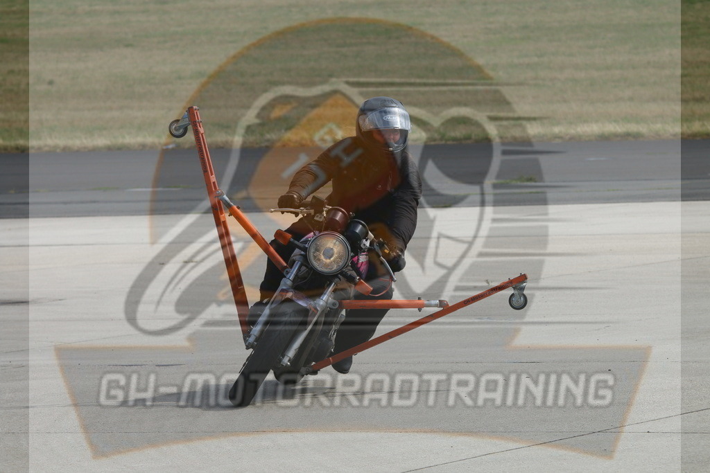 IMG_3408 | gh-motorradtraining-foto.de - Realisiert mit Pictrs.com
