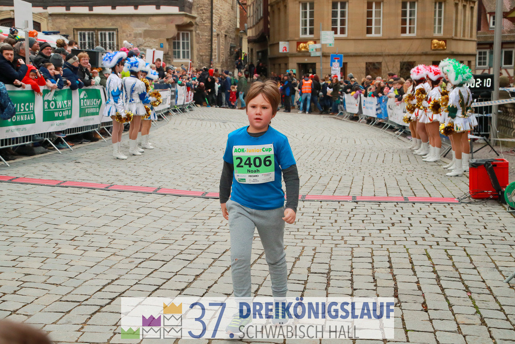 AOK JuniorCup 400m | 3Koenigslauf 2023 - Realisiert mit Pictrs.com