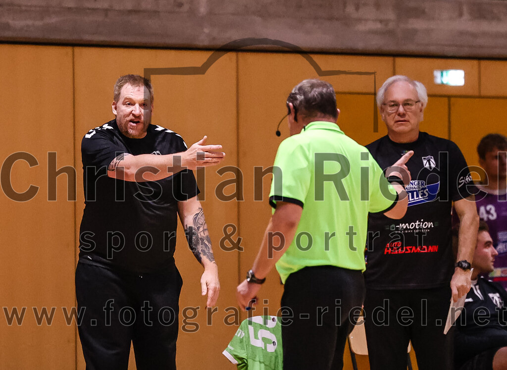 2024-11-09_045_SpVgg_Altenerding_II_gegen_HC_Deggendorf | Erding, Deutschland, 09.11.2024:Handball, Bezirksliga Männer Ost 2024 / 2025, 4. Spieltag, SpVgg Altenerding II gegen HC Deggendorf, Endergebnis: 25:24Foto: Christian Riedel / fotografie-riedel.net