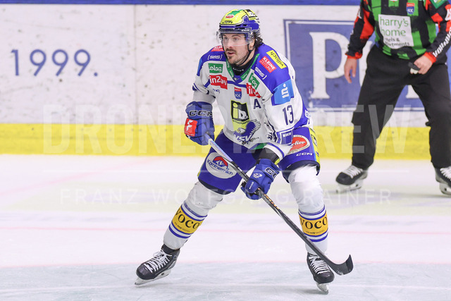 Moser Medical Graz 99ers vs EC iDM Wärmepumpen VSV – Ice Hockey    | Graz, Austria, 27.FEB.26 - ICE HOCKEY - ICE Hockey League, Graz 99ers vs Villacher SV. The image shows Adam Helewka (EC VSV).     