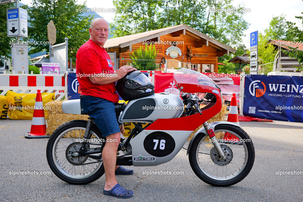 P1014658 | Erleben Sie atemberaubende, hochqualitative Fotos Ihrer Fahrt entlang der malerischen Alpenstraßen. Besuchen Sie alpineshots.com, um professionelle Aufnahmen Ihrer unvergesslichen Reise zu finden und zu kaufen - Realisiert mit Pictrs.com