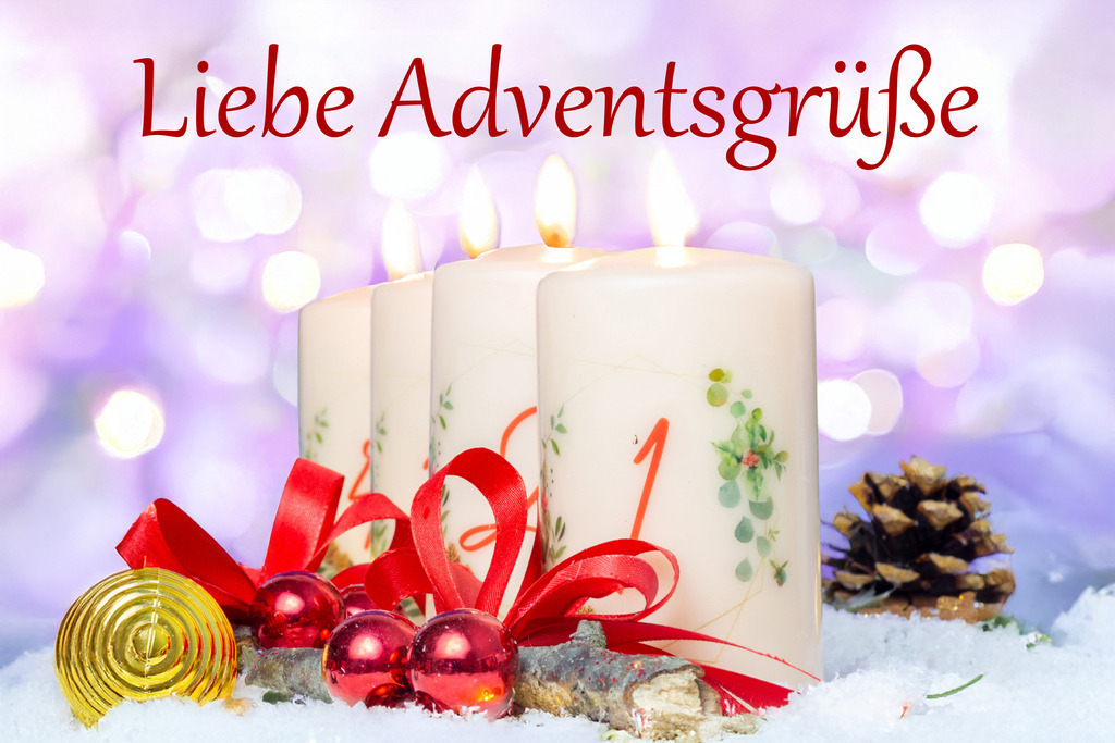 Liebe Adventsgrüße | Grüße zum Advent: Adventskerzen mit weihnachtlicher Dekoration und Text LIEBE ADVENTSGRÜSSE (digital nachbearbeitet) - Realisiert mit Pictrs.com