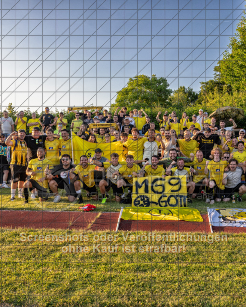 20250620_202336_0659-Bearbeitet | #,TV Eybach (rot) vs. TSV Ottenbach (gelb), Fussball, Relegationsfinale in Kreisliga A3 - Bezirk Neckar/Fils, Saison 2024/2025, Eichenbachstadion, Haldenstraße, 73054 Eislingen, 20.06.2025 - 18:30 Uhr,Foto: PhotoPeet-Sportfotografie/Peter Harich
