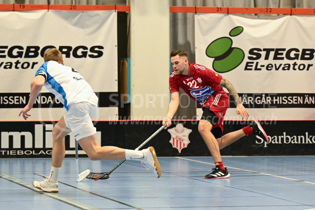 Strängnäs IBK vs FBC Kalmarsund Ungdom - 6. =January= 2024 | Strängnäs IBK vs FBC Kalmarsund Ungdom
Thomas Arena, Strängnäs
Adam Nilsson (#22 Strängnäs IBK)
Bild: Sportfotografie Markus Aeschimann | www.markus-aeschimann.ch - Realisiert mit Pictrs.com