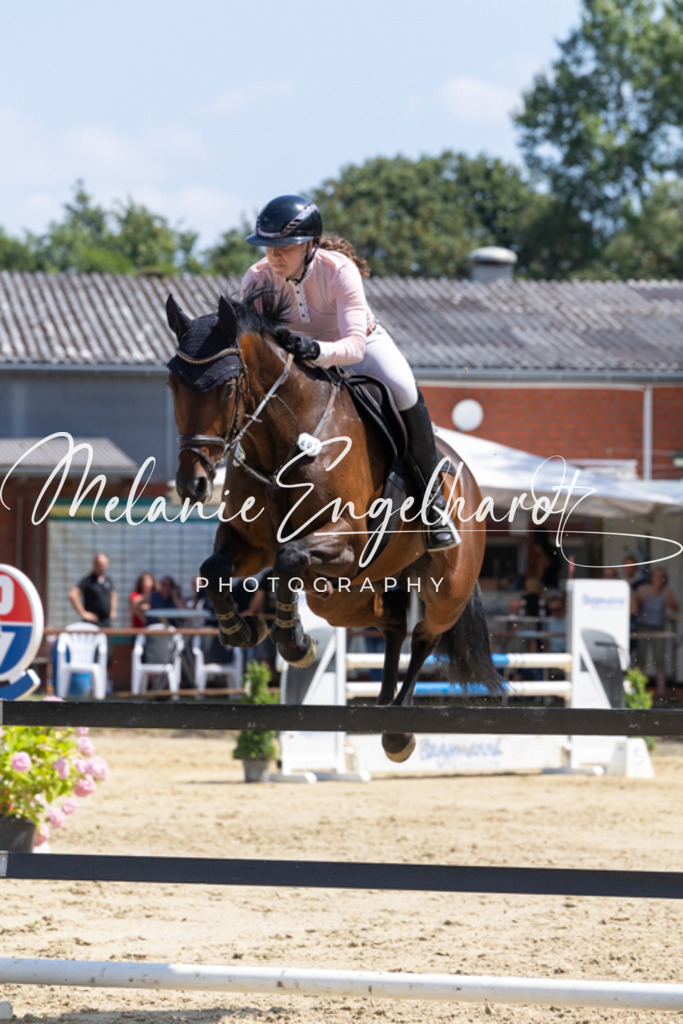 7I8A2553 | melanie-engelhardt-photography - Realisiert mit Pictrs.com