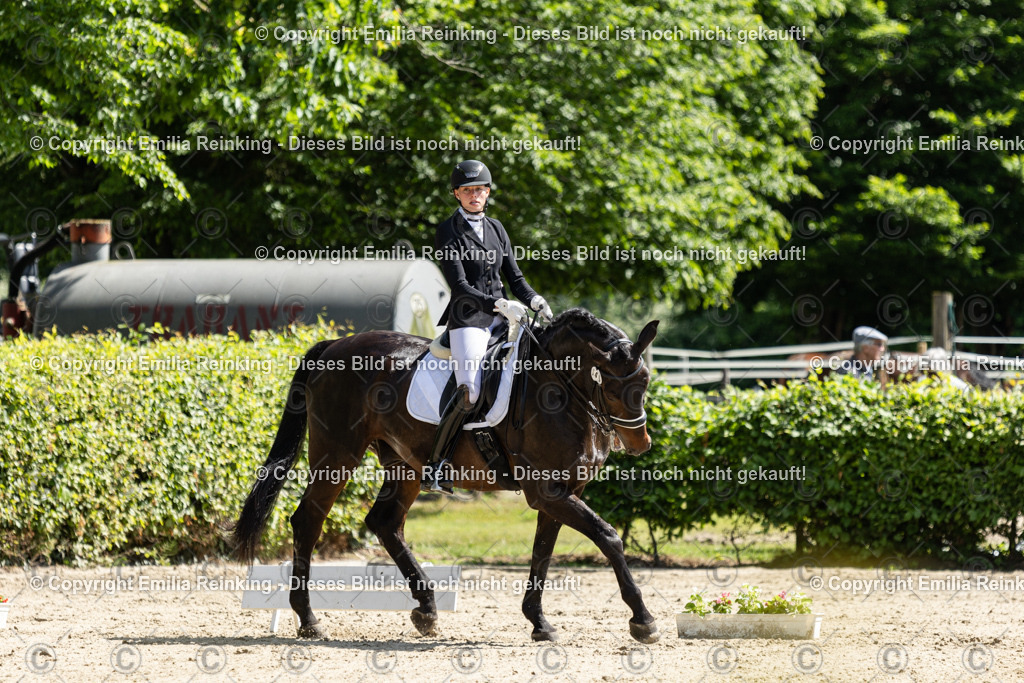 CL5A8080 | Emilia Reinking Fotografie - Realisiert mit Pictrs.com