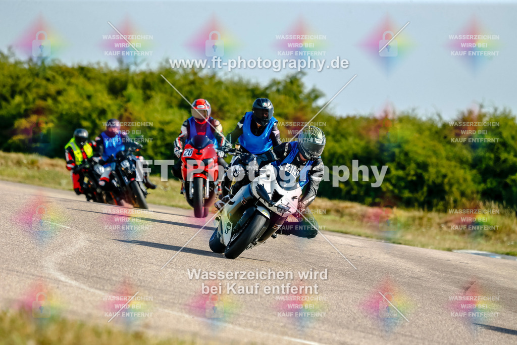 Chambley Juli-0503 | Hier findet Ihr Bilder von Touristenfahrten auf der Nürburgring Nordschleife oder von anderen Veranstaltungen die ich besucht habe. Viel Spass beim Durch Schauen 
