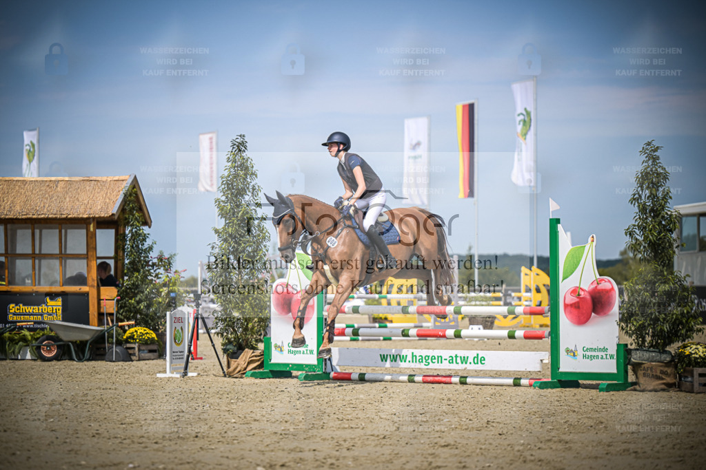 DOS_3882 | Entdecke hochwertige Reitturnierfotos von Foto Oger. Professionell, emotional und authentisch – jetzt Lieblingsmomente im Shop bestellen. - Realisiert mit Pictrs.com