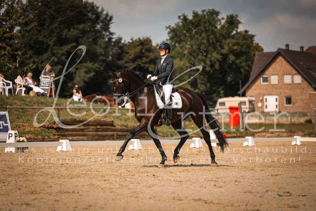 18.FrDrM00179 | Leoni Ertmer Photography - Realisiert mit Pictrs.com