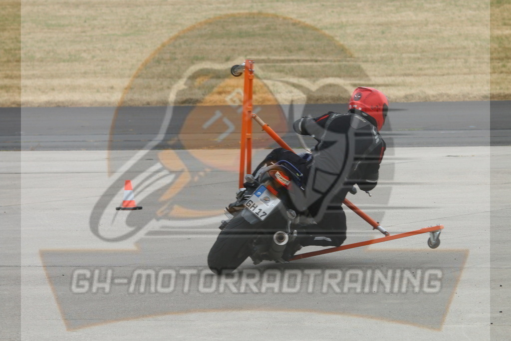 IMG_3241 | gh-motorradtraining-foto.de - Realisiert mit Pictrs.com