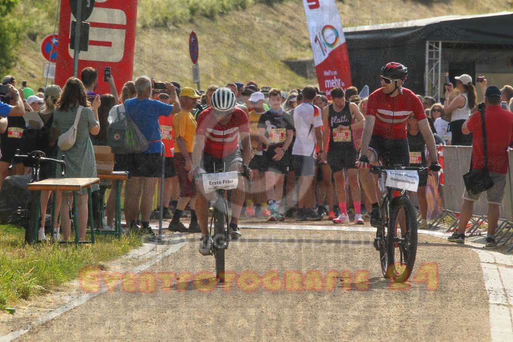 250614_0909_EV4_7810 | Sportfotografie im Rhein-Sieg Kreis, Köln, Bonn, NRW, Rheinland Pfalz, Hessen, etc. Unser Tätigkeitsfeld umfasst den Laufsport vom Volkslauf über den Marathon, Duathlon, Triathon bis zum Ultralauf wie Kölnpfad Ultra oder Schindertrail.
