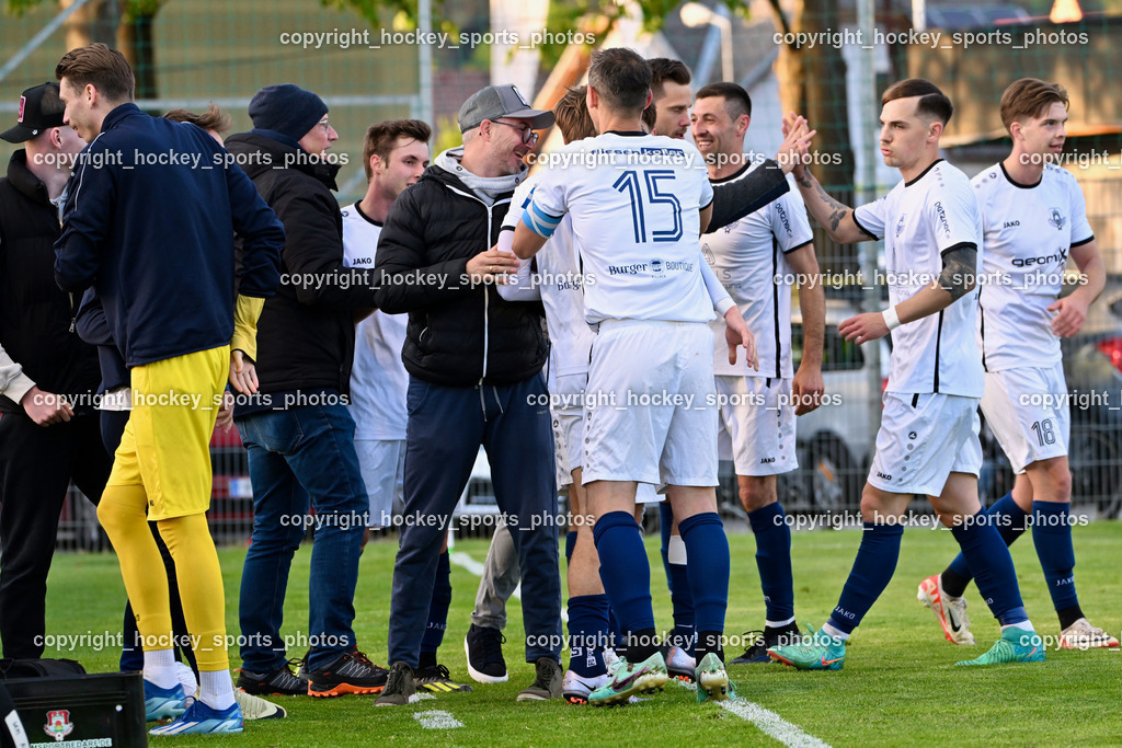 SAK vs. ATUS Velden 19.4.2024 | Jubel ATUS Velden Mannschaft, SAK vs. ATUS Velden 19.4.2024, SAK vs. ATUS Velden am 19.04.2024 in Klagenfurt (Sportpark Welzenegg), Austria, (Photo by Bernd Stefan)