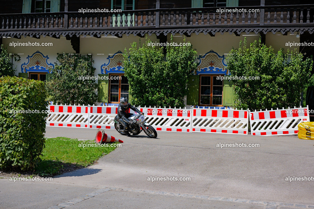 P1014795 | Erleben Sie atemberaubende, hochqualitative Fotos Ihrer Fahrt entlang der malerischen Alpenstraßen. Besuchen Sie alpineshots.com, um professionelle Aufnahmen Ihrer unvergesslichen Reise zu finden und zu kaufen - Realisiert mit Pictrs.com