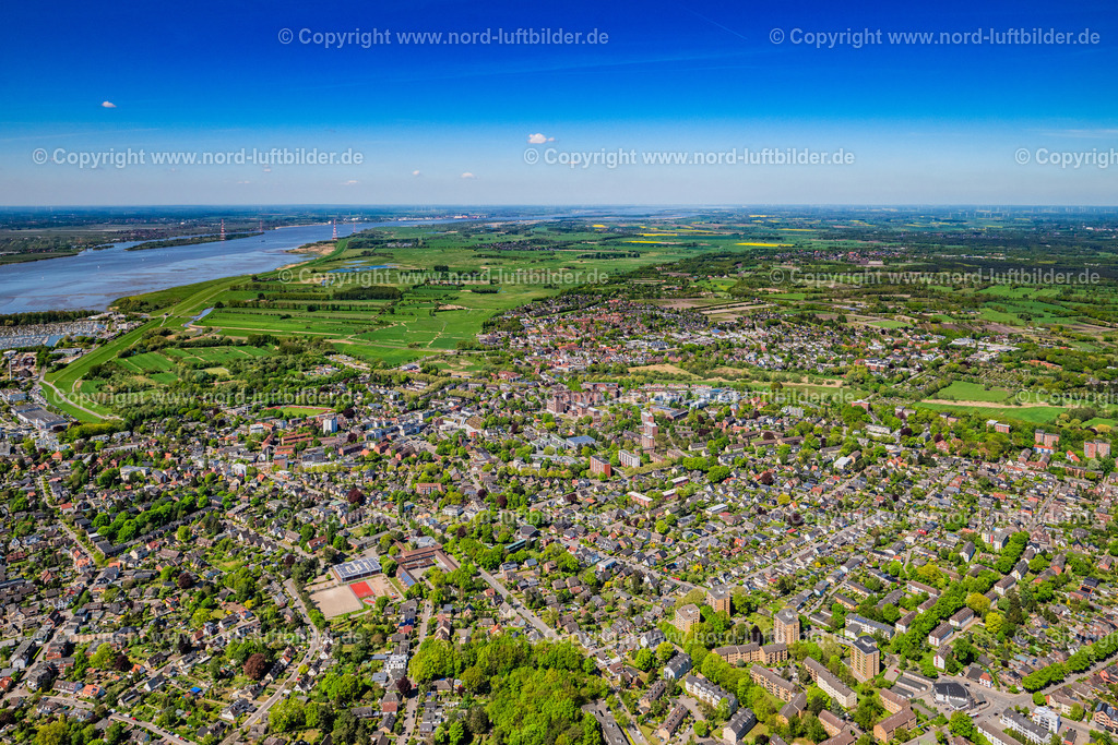 Hamburg_Wedel_ELS_5476010525 | WEDEL 01.05.2025 Wedel im Bundesland Schleswig-Holstein, Deutschland. // Wedel in the state Schleswig-Holstein, Germany. Foto: Martin Elsen