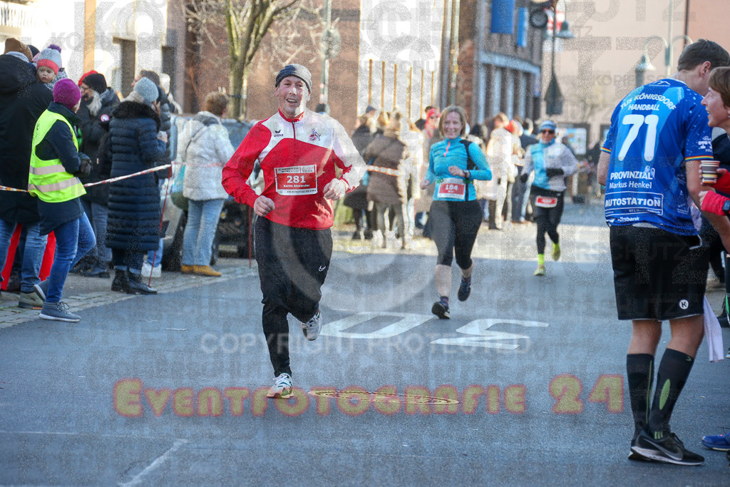 241201_1236_EX1_2885 | Sportfotografie im Rhein-Sieg Kreis, Köln, Bonn, NRW, Rheinland Pfalz, Hessen, etc. Unser Tätigkeitsfeld umfasst den Laufsport vom Volkslauf über den Marathon, Duathlon, Triathon bis zum Ultralauf wie Kölnpfad Ultra oder Schindertrail.