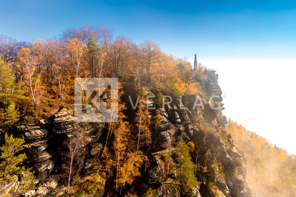 Wandbild-Lilienstein-Herbst-FOCO3494 | Bunter Lilienstein im Herbst– leuchtende Sächsische Schweiz im Elbsandsteingebirge - Realisiert mit Pictrs.com