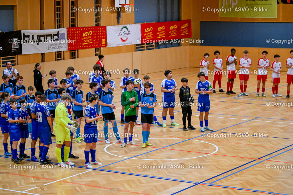 ASVÖ_ Fussballturnier SV Gallneukirchen_ 07.02.2025-4 | 07.02.2025, Gallneukirchen, AUT, ASVÖ, Fussball Nachwuchs Hallenturnier 2025, SV Gallneukirchen im Bild Teilnehmer U 15©Harald Dostal / fodo.media - Realisiert mit Pictrs.com