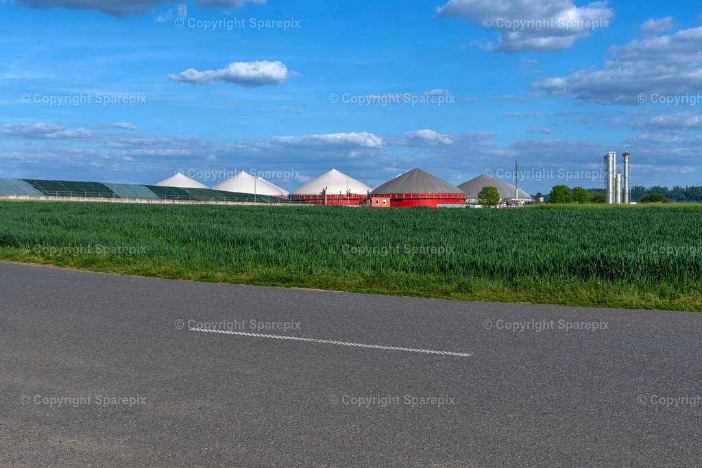 CAR_Agri_Biogas7 | Camera height 1,50m - light 4/35° - Realisiert mit Pictrs.com