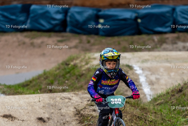 BayBMX2026-05314 | Fotogalerie von Thomas Dettweiler mit Eventbildern und lizenzfreien Fotos. Perfekt als Wandbild, für Büro, Website oder private Nutzung. - Realisiert mit Pictrs.com