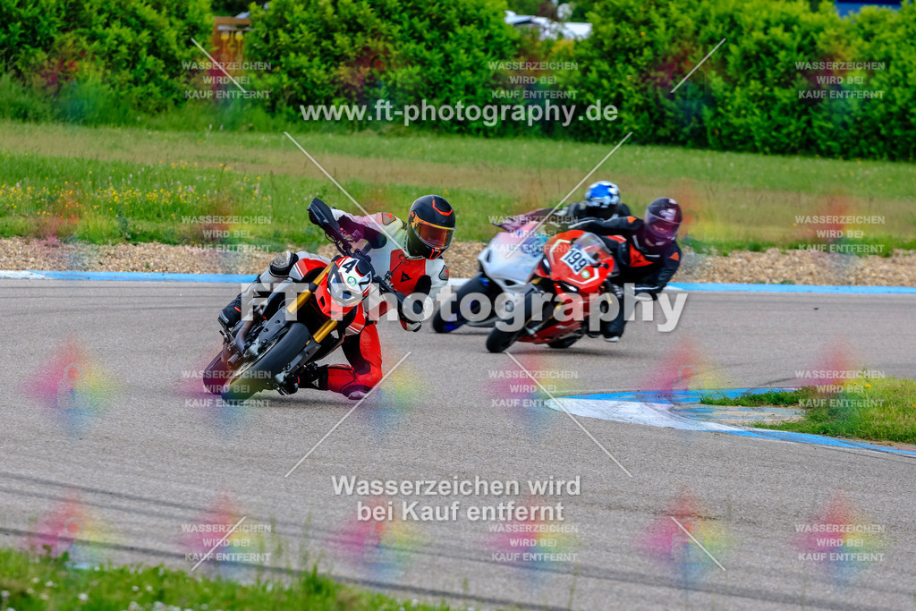 MotoTeam-8778 | Hier findet Ihr Bilder von Touristenfahrten auf der Nürburgring Nordschleife oder von anderen Veranstaltungen die ich besucht habe. Viel Spass beim Durch Schauen 