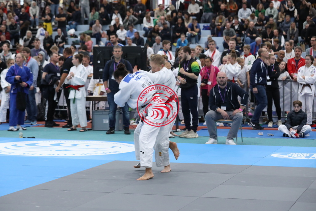 1J7A3278 | Fotos vom Adler Cup - Pictures from Adler Cup

Hier findet Ihr alle Eindrücke und großen Momente der Adler Cup Wochenenden. Here you will find all impressions and great moments of the Adler Cup weekends. - Realisiert mit Pictrs.com