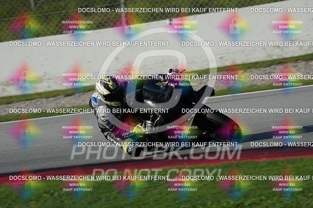 2025_10_24_PBK_41670 | Sportfotografie; SlowMotion; Video; Rennstrecke; Hafeneger; RSE; Speer; Trackday; Motorsportarena; Hockenheimring; Brno; Most; Barcelona; Valencia, Benny; Kaetzmer;