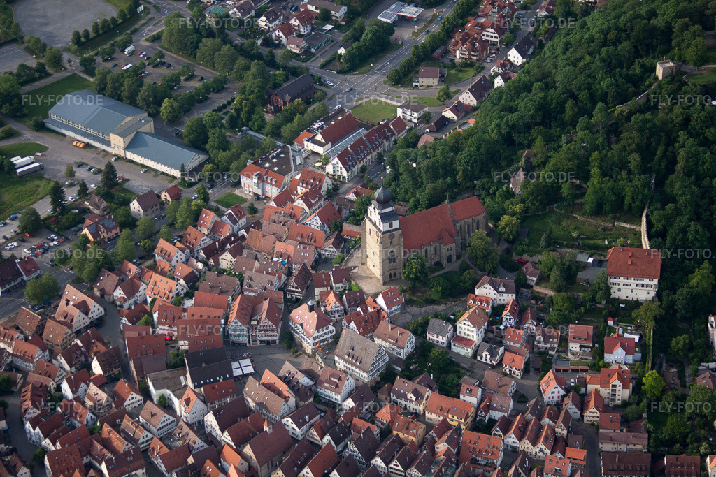 Luftbild: Marktplatz und Stiftskirche in Herrenberg im Bundesland Baden-Württemberg in Deutschland. Foto: IMG_66893.jpg vom 07.06.2014 durch Werner Riehm/FLY-FOTO.de