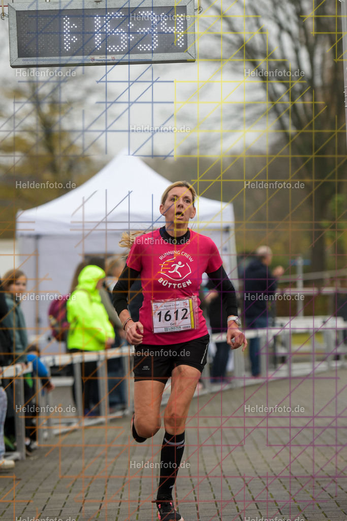 Neusser Erftlauf 2025  | 15km Neusser Erftlauf 2025 Foto: Heldenfoto.de