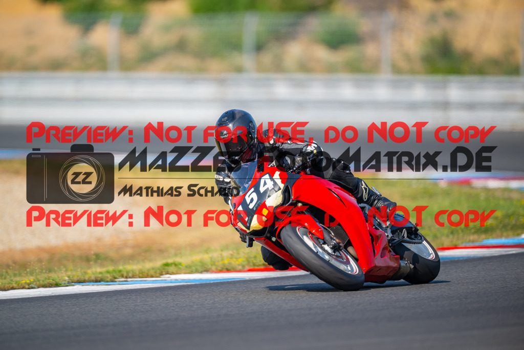 MaZZes-Fotomatrix-20260805-522649 | OPEN