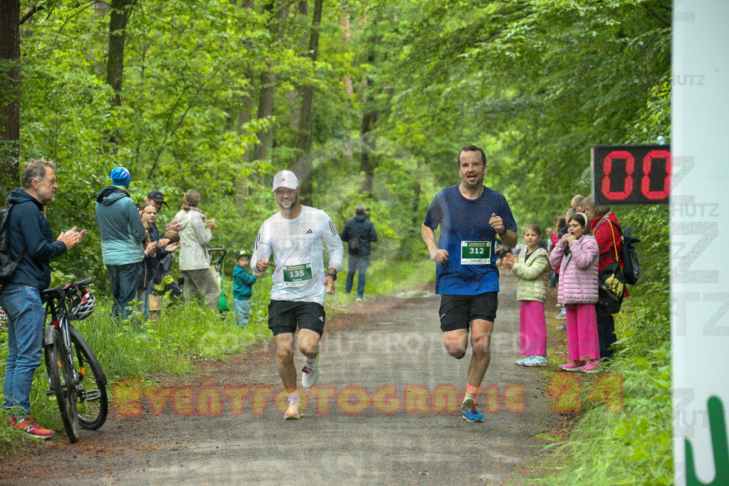 250504_1039_EX1_2885 | Sportfotografie im Rhein-Sieg Kreis, Köln, Bonn, NRW, Rheinland Pfalz, Hessen, etc. Unser Tätigkeitsfeld umfasst den Laufsport vom Volkslauf über den Marathon, Duathlon, Triathon bis zum Ultralauf wie Kölnpfad Ultra oder Schindertrail.