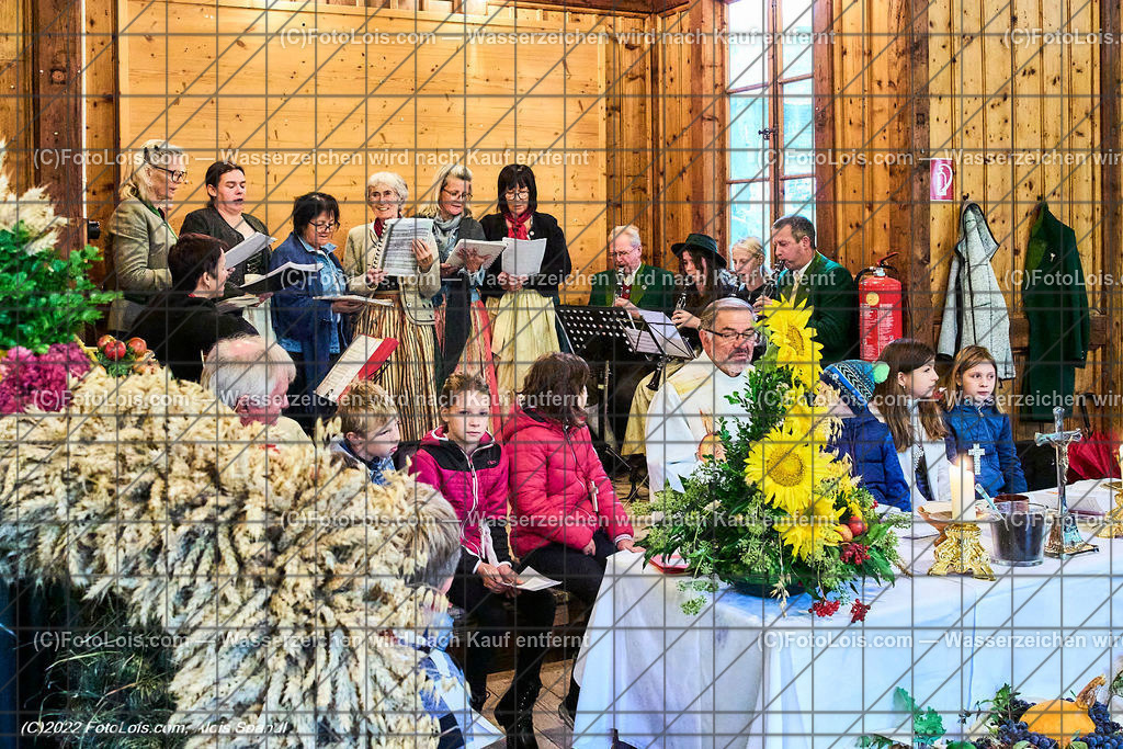 ALP0614_Erntedankfest_Lackenhof-Langau_Sionggemeinschaft | (C)FotoLois.com, Alois Spandl, ERNTEDANKFEST Lackenhof/Langau im rothschild´schen Glassalon in Langau/Maierhöfen, So 2. Okt. 2022.