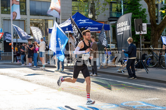 20250427-NSZ_2505 | DEU, Düsseldorf, 27.04.2025 Uniper Düsseldorf Marathon 2025 - Realisiert mit Pictrs.com