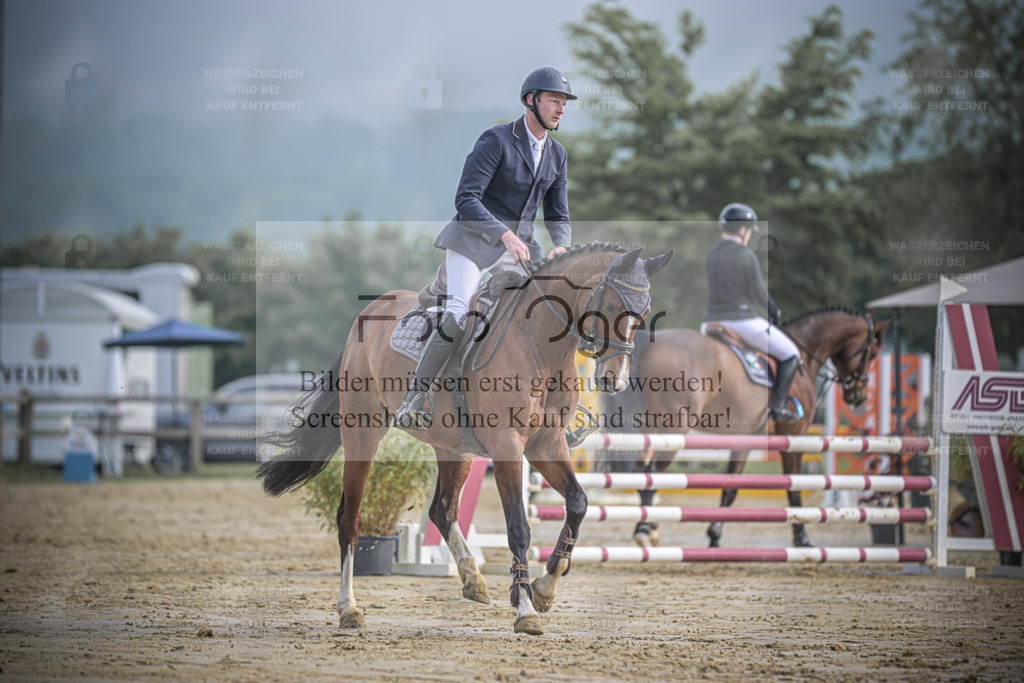 20240511-DOS_1352 | Entdecke hochwertige Reitturnierfotos von Foto Oger. Professionell, emotional und authentisch – jetzt Lieblingsmomente im Shop bestellen. - Realisiert mit Pictrs.com