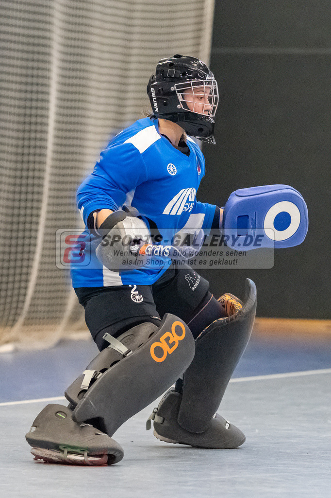 HK_20230107_102093 | 1. Bundesliga ( Halle ) Damen Düsseldorfer HC -  Crefelder HTC am 7.1.2023 Düsseldorfer HC, Düsseldorf , Gillessen Jana ( Torfrau Crefelder HTC #2 )