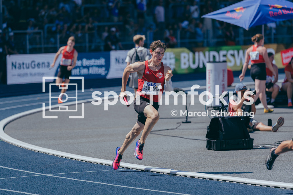 Deutsche Meisterschaften der Frauen und Männer 2026 | Jan de Weerth, Eintracht Frankfurt e.V., U20 4x400-Meter-Staffel, Deutsche Meisterschaften der Frauen und Männer 2026, Lohrheidestadion Bochum-Wattenscheid, 25.07.2026. Foto: Marcel Schwering / sportimfokus - Realisiert mit Pictrs.com