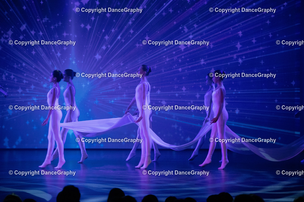 GPHY2277 | DanceGraphy - Realisiert mit Pictrs.com