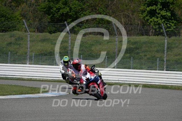 2025_04_29_PBK_25294 | Sportfotografie; SlowMotion; Video; Rennstrecke; Hafeneger; Speer; Racing; RSE; BMW; CBO; Trackday; Motorsportarena; Hockenheimring; Brno; Most; Barcelona; Valencia