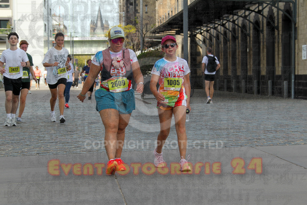 250920_1342_EV4_6494 | Sportfotografie im Rhein-Sieg Kreis, Köln, Bonn, NRW, Rheinland Pfalz, Hessen, etc. Unser Tätigkeitsfeld umfasst den Laufsport vom Volkslauf über den Marathon, Duathlon, Triathon bis zum Ultralauf wie Kölnpfad Ultra oder Schindertrail.