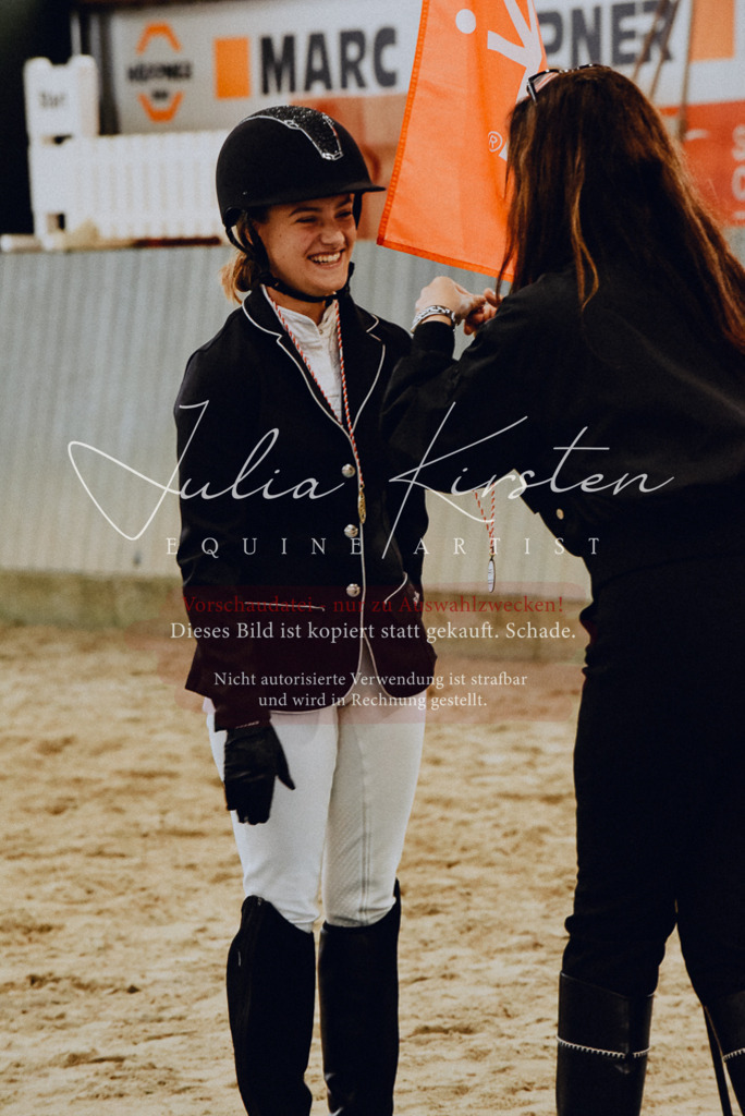 DSC_7067 | Pferde- und Turnierfotografie in Westsachsen. Pferdeportraits, Auftragszeichnungen und intuitive Kunst.