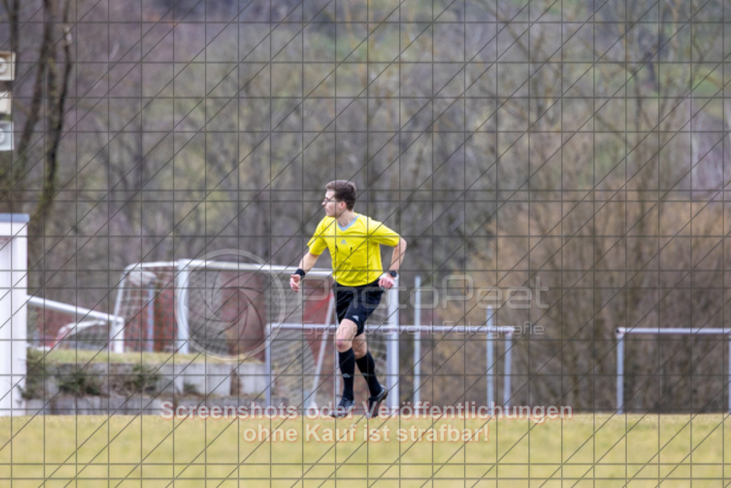 20250223_141655_0594 | #,1.FC Donzdorf (rot) vs. TSV Tettnang (schwarz), Fussball, Frauen-WFV-Pokal Achtelfinale, Saison 2024/2025, Rasenplatz Lautertal Stadion, Süßener Straße 16, 73072 Donzdorf, 23.02.2025 - 13:00 Uhr,Foto: PhotoPeet-Sportfotografie/Peter Harich