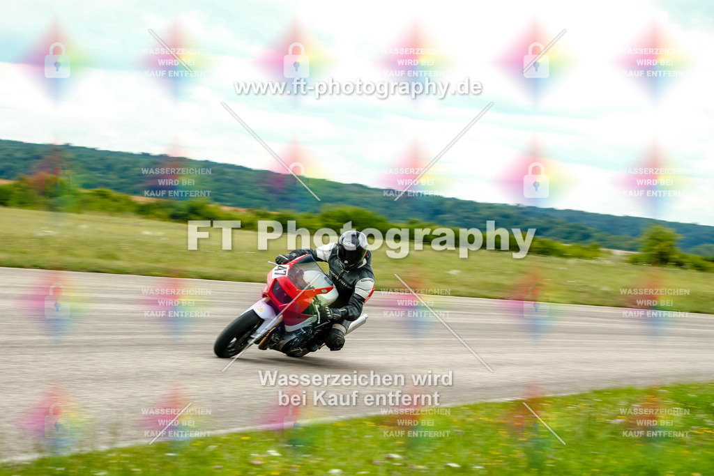 Chambley Juli-3318 | Hier findet Ihr Bilder von Touristenfahrten auf der Nürburgring Nordschleife oder von anderen Veranstaltungen die ich besucht habe. Viel Spass beim Durch Schauen 