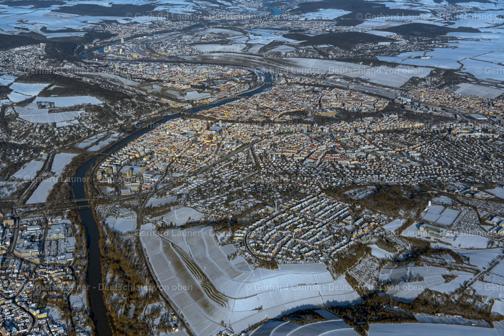4043133 | Blick über Würzburg von der Keesburg bis Veitshöchheim im Winter