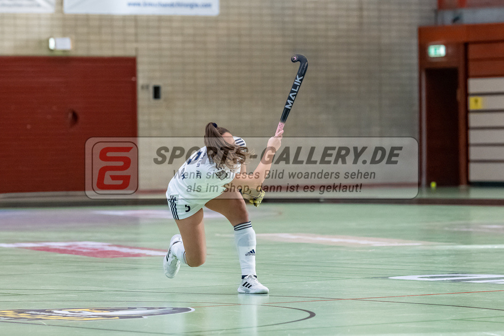 HK_20221126_101734 | 1. Bundesliga ( Halle ) Damen Crefelder HTC - Düsseldorfer HC am 27.11.2022 Crefelder HTC, Krefeld , Pia Lhotak ( Düsseldorfer HC #5 )
