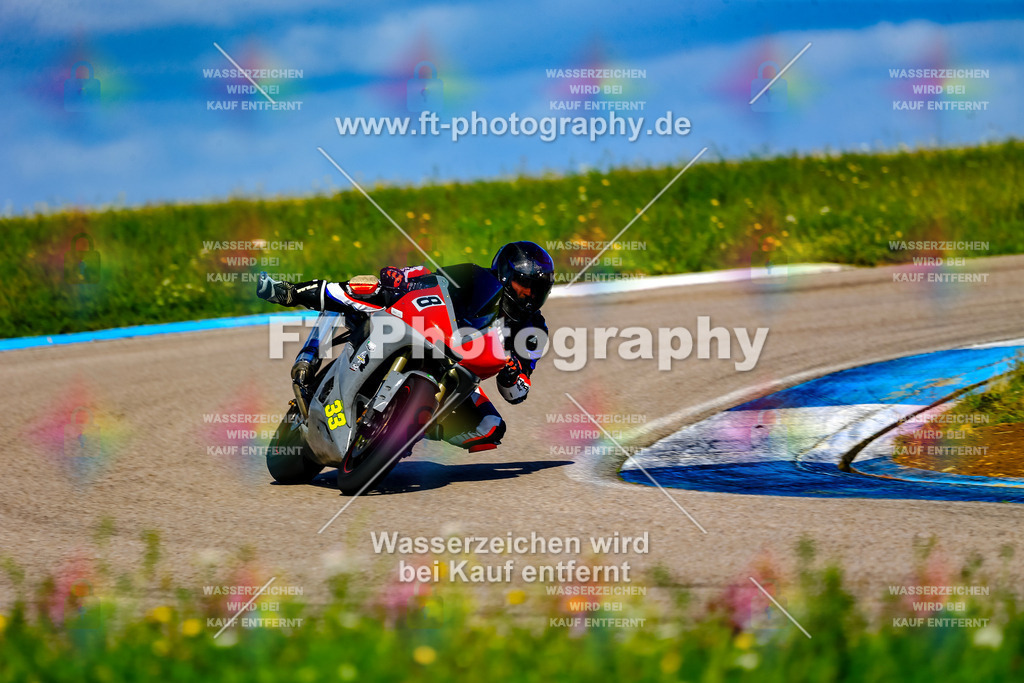 008-5373 | Hier findet Ihr Bilder von Touristenfahrten auf der Nürburgring Nordschleife oder von anderen Veranstaltungen die ich besucht habe. Viel Spass beim Durch Schauen 