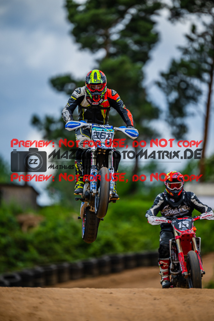 MaZZes_FotoMatrix_220528_6248 | Fotograf Mathias Schmid
Sportfotograf,
Eventfotograf,
Hochzeitsfotograf,
Portraitfotograf