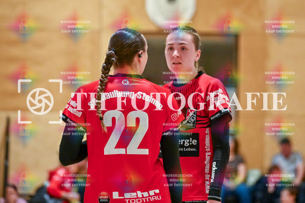 GER, SG Maulburg/Steinen - TuS Helmlingen, Frauen-Handball, Oberliga Suedbaden, 19. Spieltag, Saison 2024/2025, 23.03.2025 | Maike Hartmann (SG Maulburg/Steinen, #22), Leonie Kiefer (SG Maulburg/Steinen, #03)GER, SG Maulburg/Steinen - TuS Helmlingen, Frauen-Handball, Oberliga Suedbaden, 19. Spieltag, Saison 2024/2025, 23.03.2025Foto: TH Fotografie/Thomas Hess