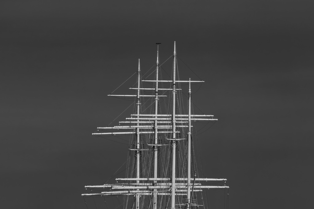 2025_04_16_TRAVEMUENDE_MCP8103 sw | Hochwertig gedruckte Fotografien für die Wand, als Kalender und zum Verschenken. Hamburg & Norddeutschland und überall wo ich mit der Kamera unterwegs war.